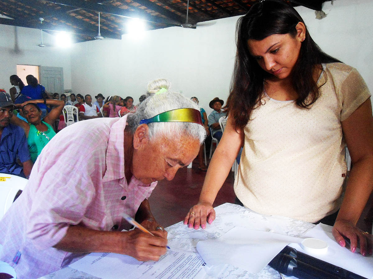 Agricultores do município de Altos vão receber 50 casas do PNHR