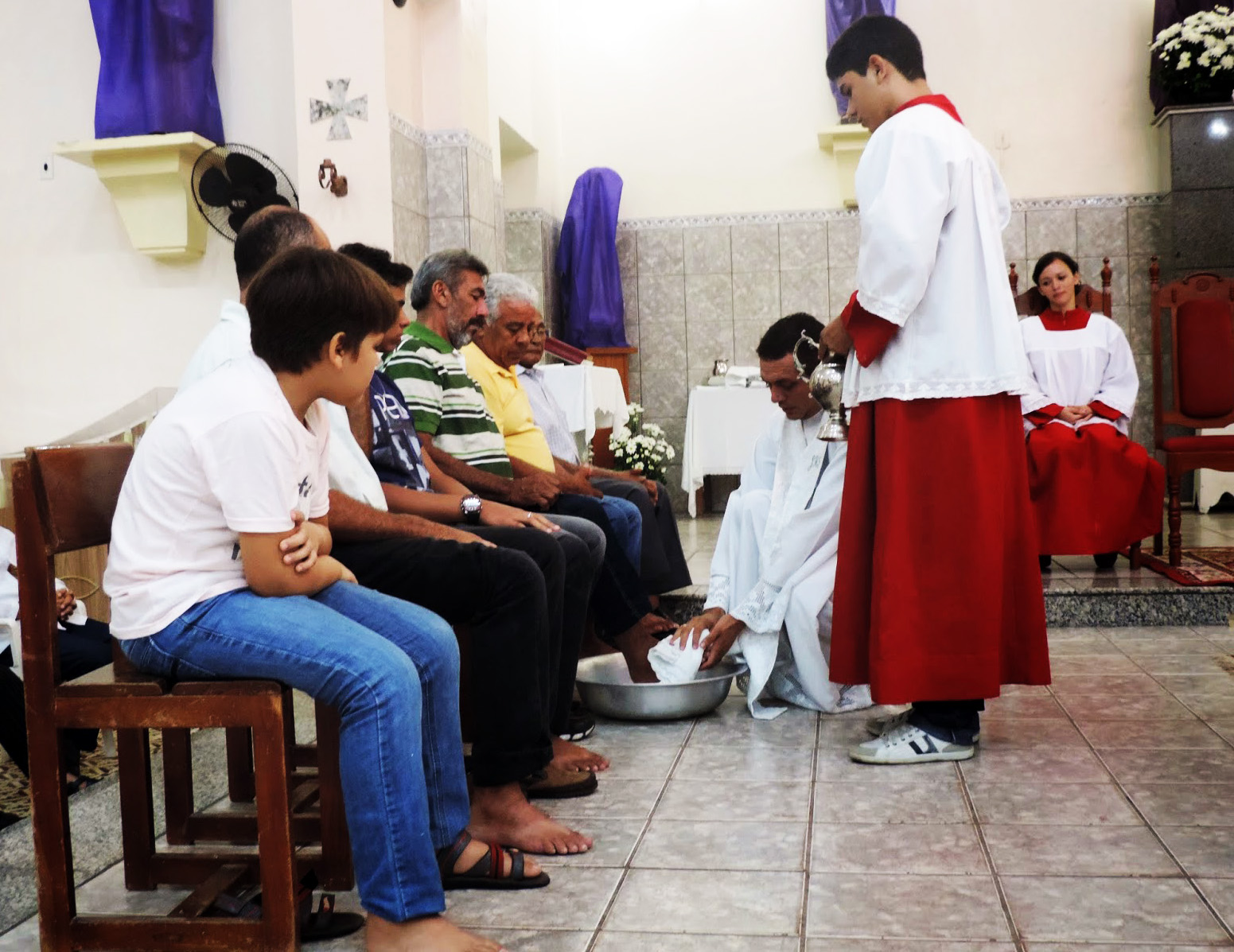 Missa do Lava-pés é celebrada na Igreja Matriz de São José, em Altos