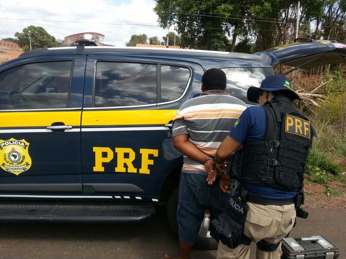 PRF prende homem por porte ilegal de arma de fogo em Altos