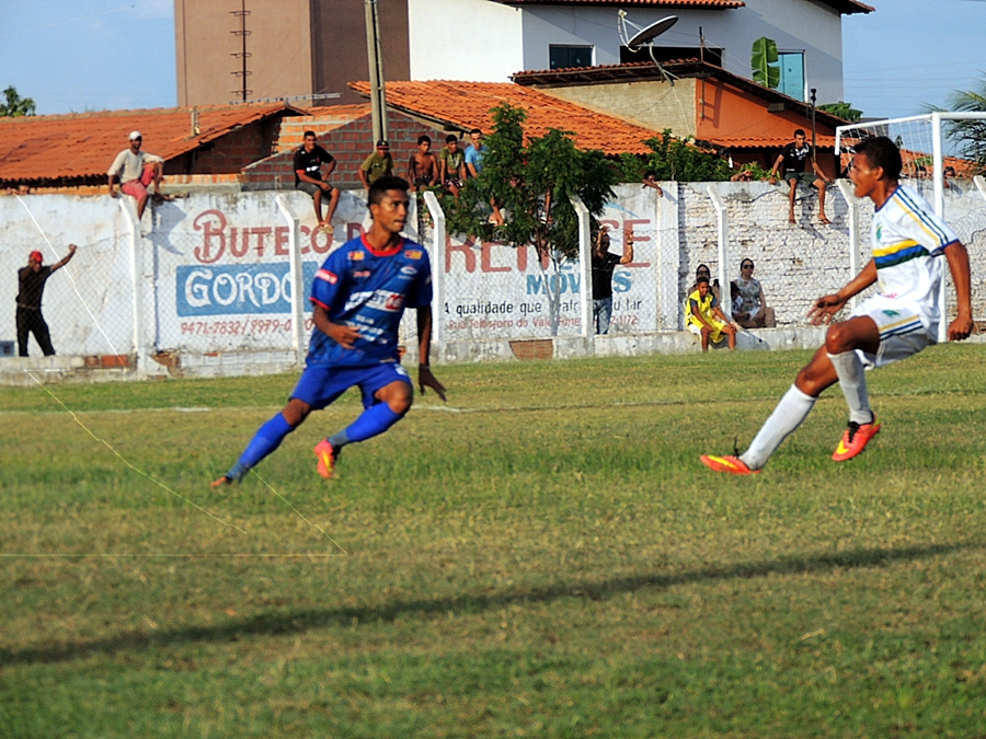 Em jogo disputado, Piauí vence Associação Atlética de Altos por 3 a 2