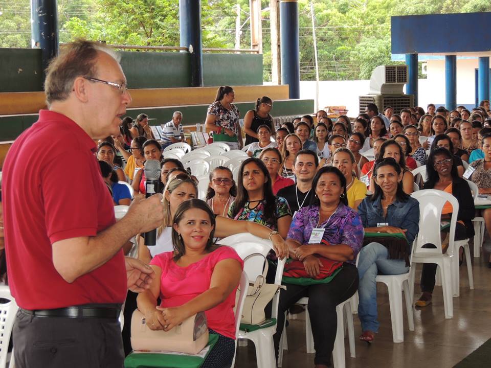 Semana Pedagógica de Altos discute metas para o ano letivo de 2015