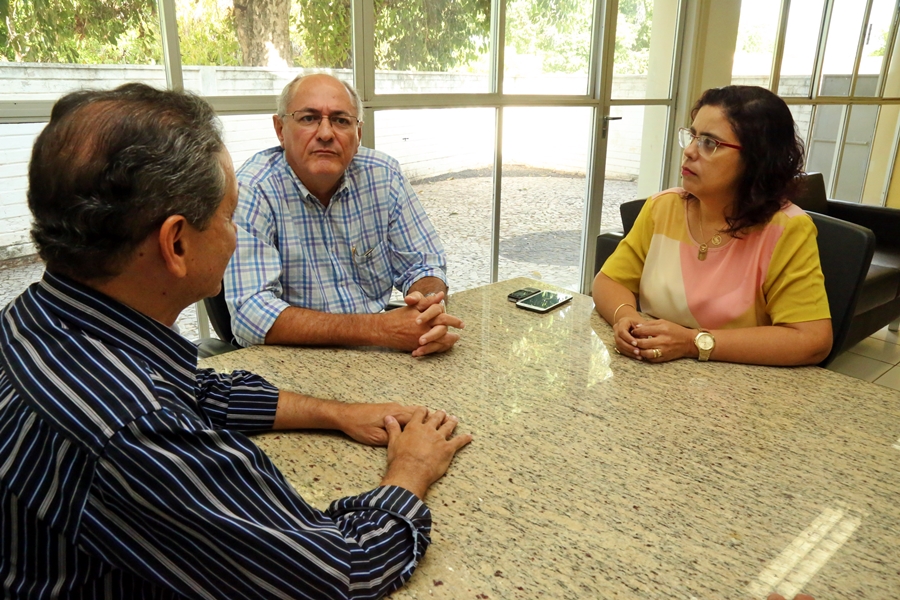 Prefeitura e DNIT articulam doação de terreno para construção de Escola Profissionalizante em Altos