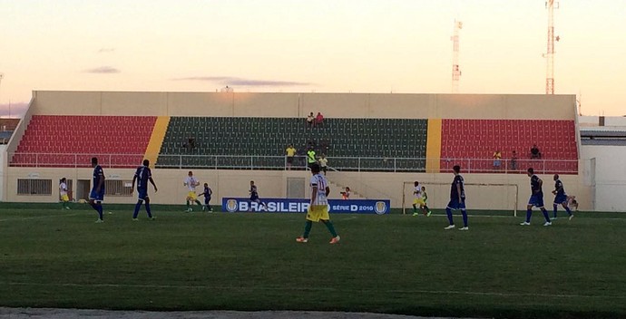 Em partida de seis gols, Juazeirense e Altos ficam no empate em Juazeiro