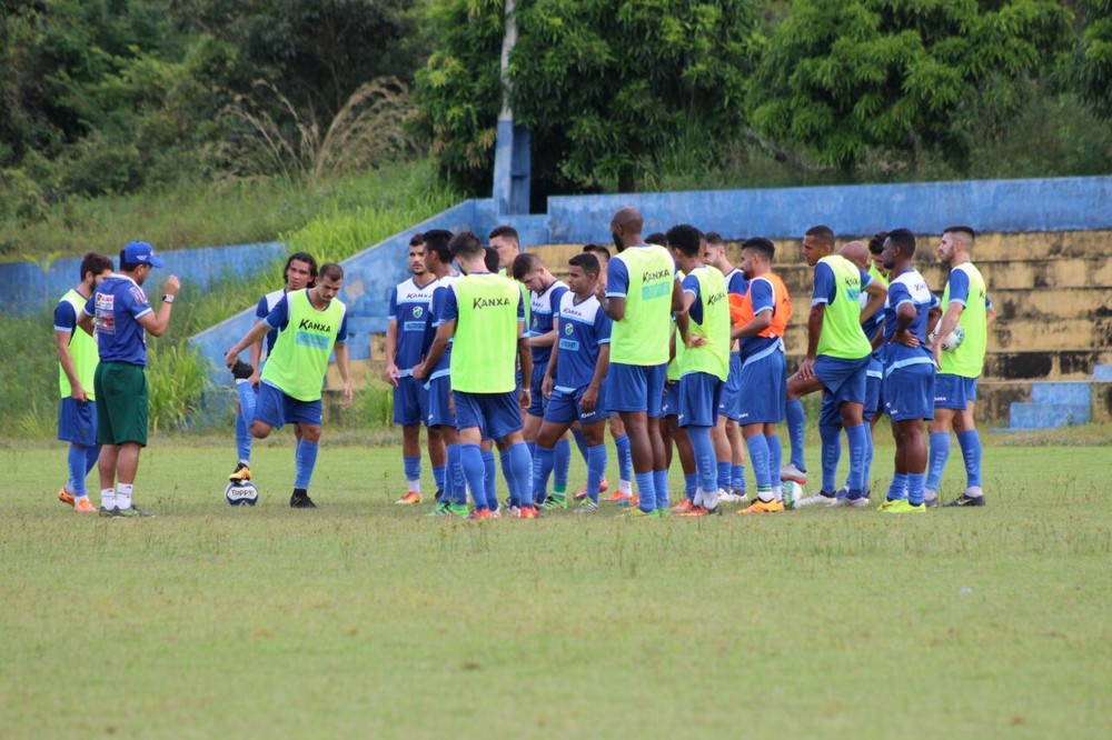 Altos faz treinamento específico para cruzamentos: "Santos-AP faz muito isso"