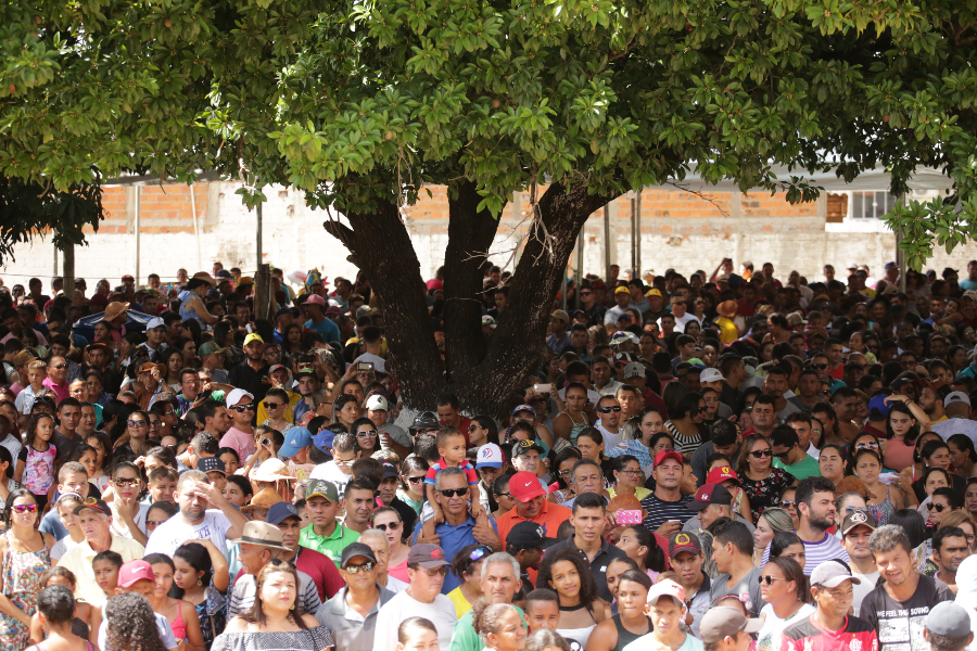 Festa do Vaqueiro reúne multidão em Altos