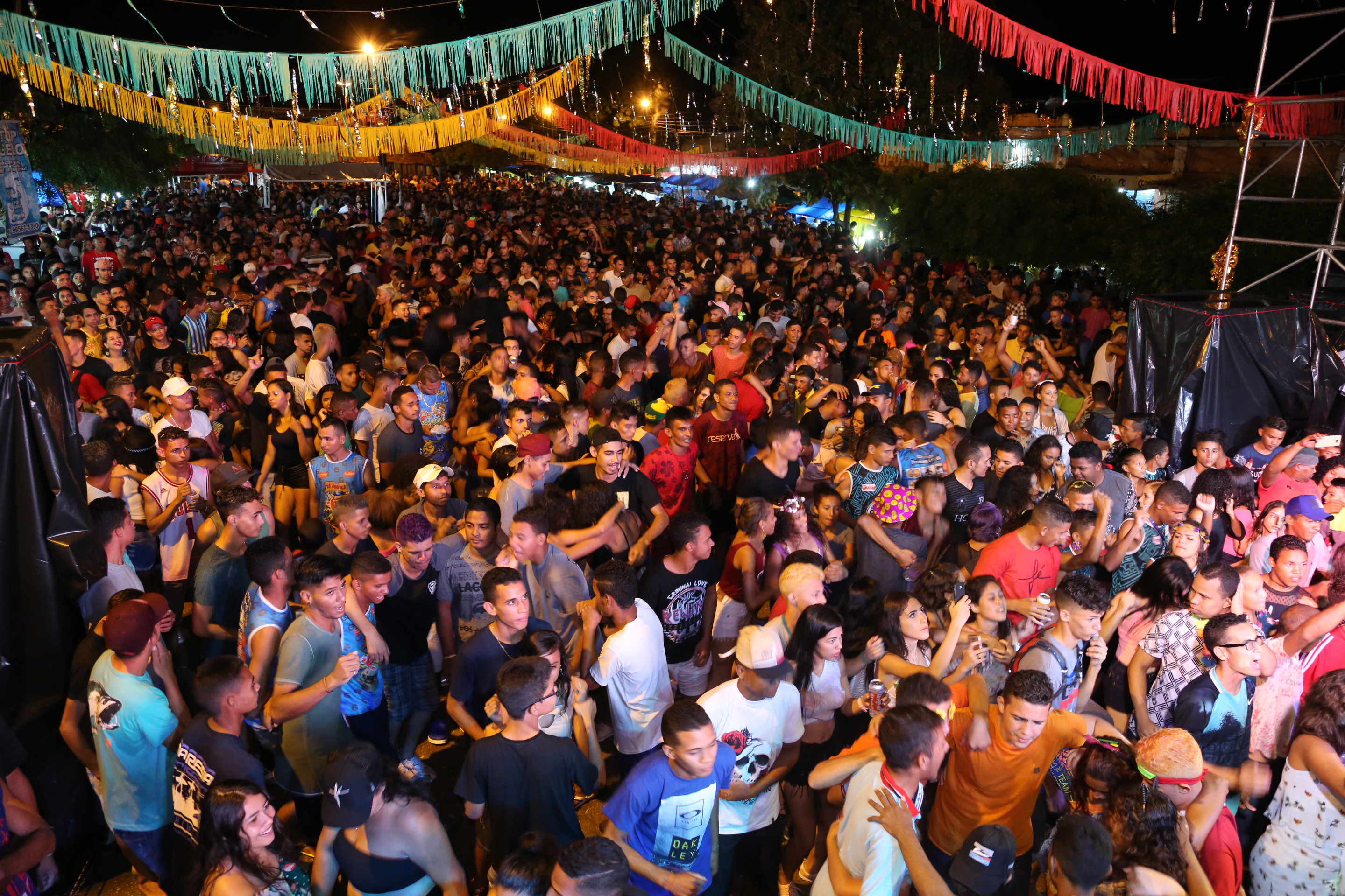 Último dia de Carnaval tem Bloco das Virgens e bandas de swingueira em Altos