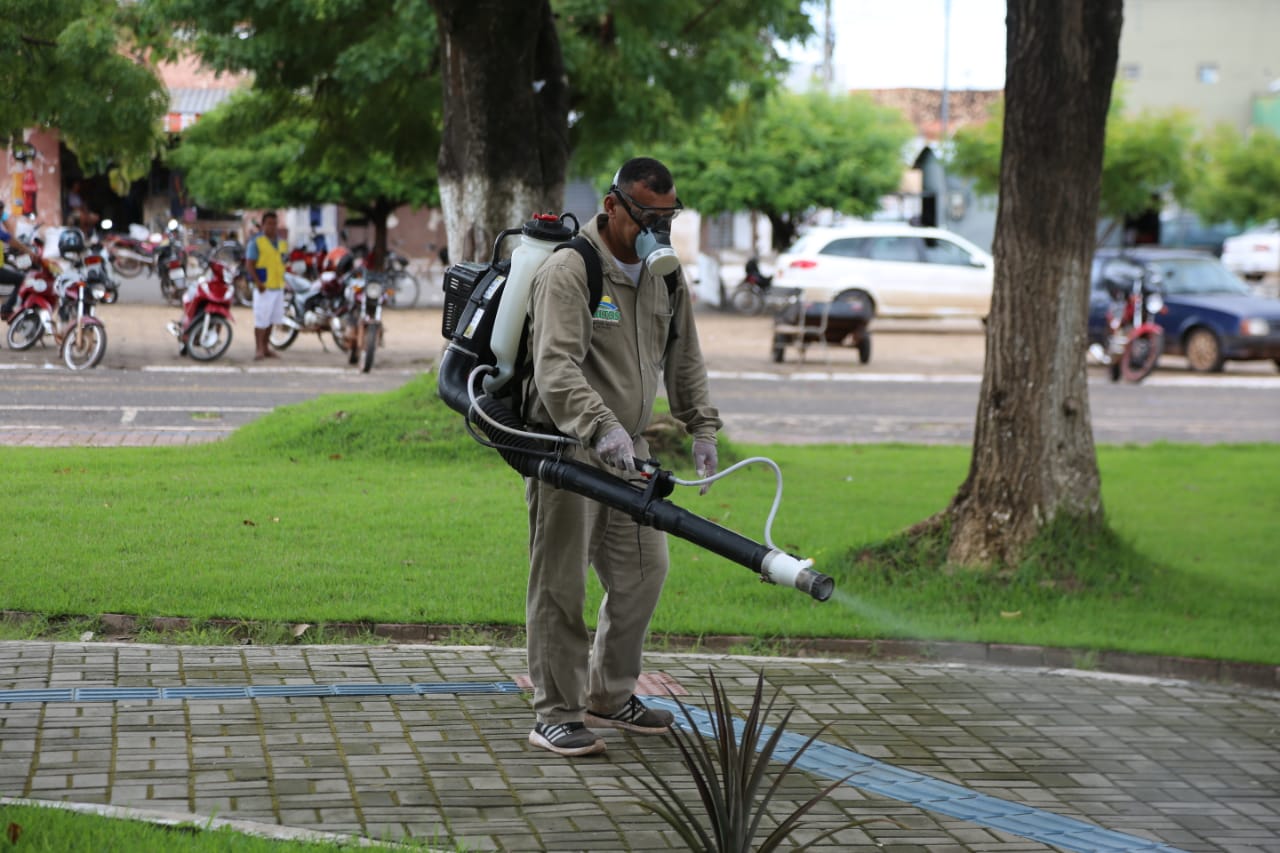 Prefeitura de Altos amplia ações de desinfecção de locais públicos