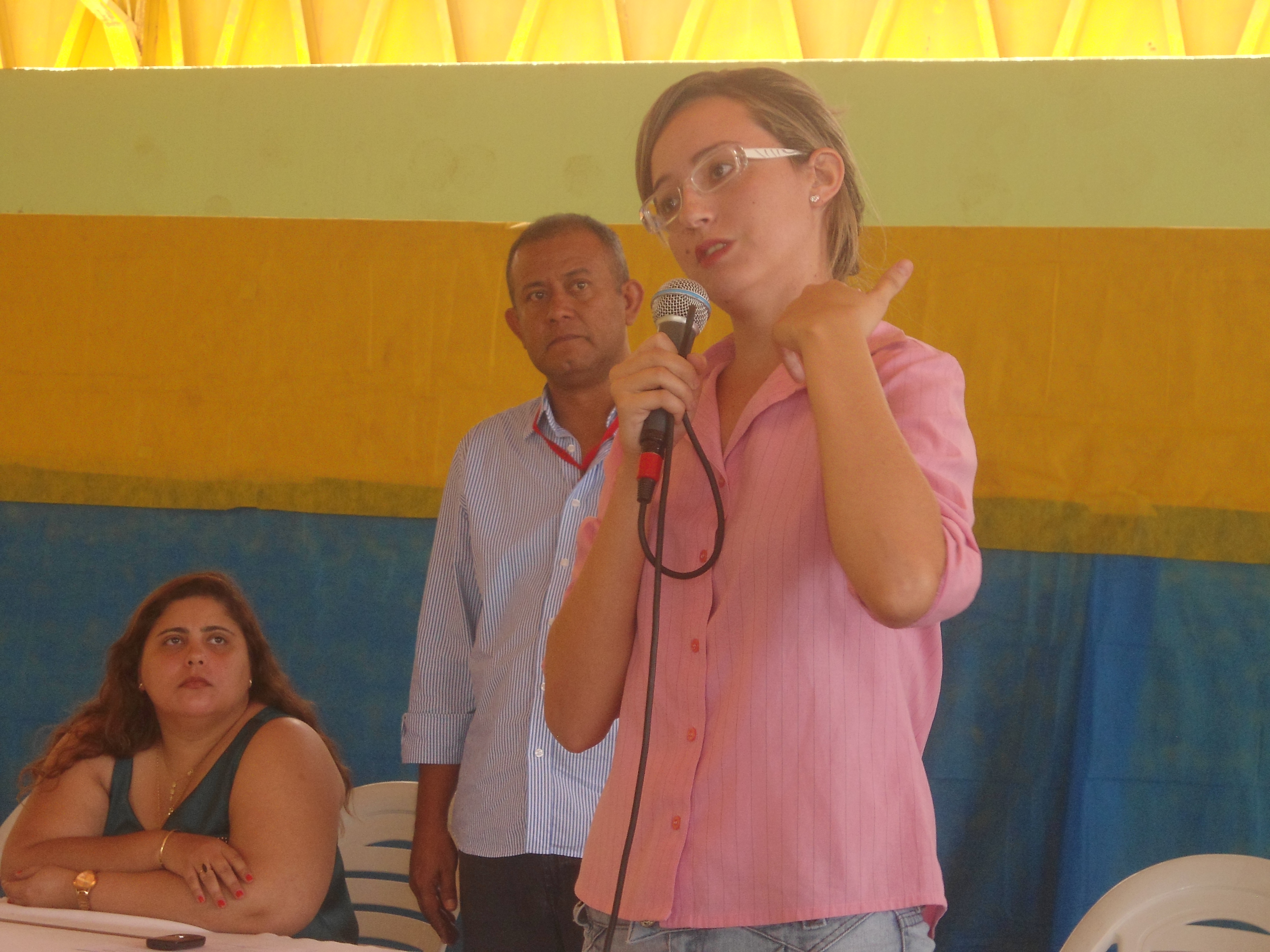 Estudantes elegem Karine Lima como representante no Conselho Municipal do Transporte Intermunicipal de Estudantes