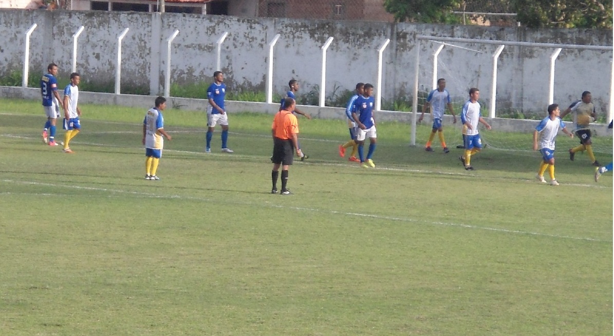 São Pedro e Santa Cruz fazem a final do Campeonato Altoense de Futebol 